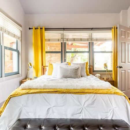 2Br Home W Parking Downtown Charm In Full Bloom! ツーソン エクステリア 写真