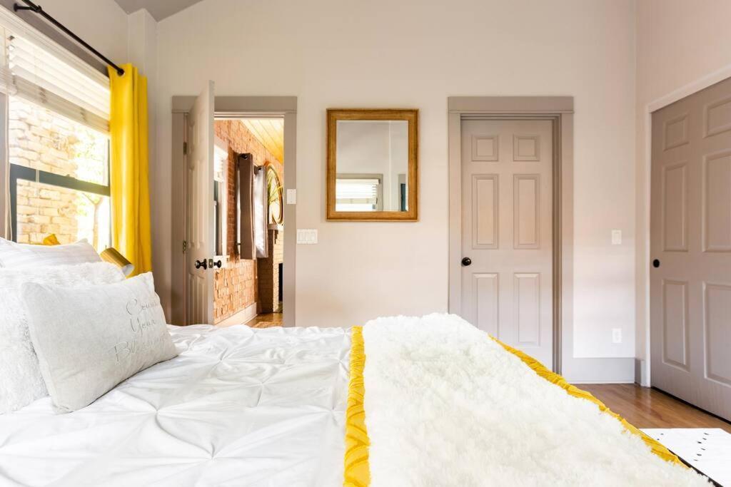 2Br Home W Parking Downtown Charm In Full Bloom! ツーソン エクステリア 写真
