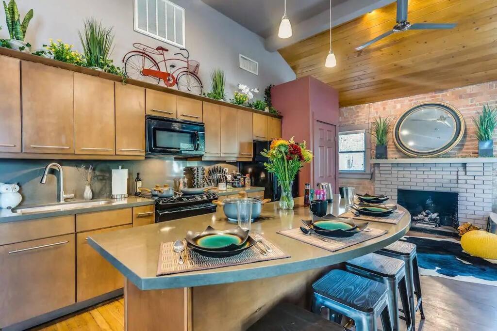 2Br Home W Parking Downtown Charm In Full Bloom! ツーソン エクステリア 写真