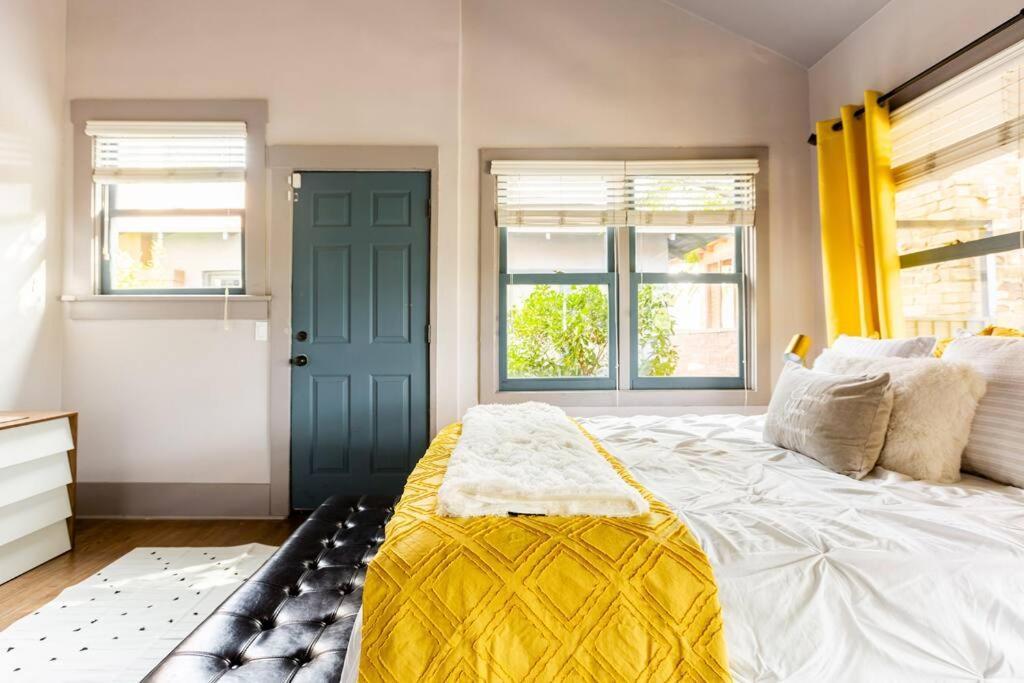 2Br Home W Parking Downtown Charm In Full Bloom! ツーソン エクステリア 写真
