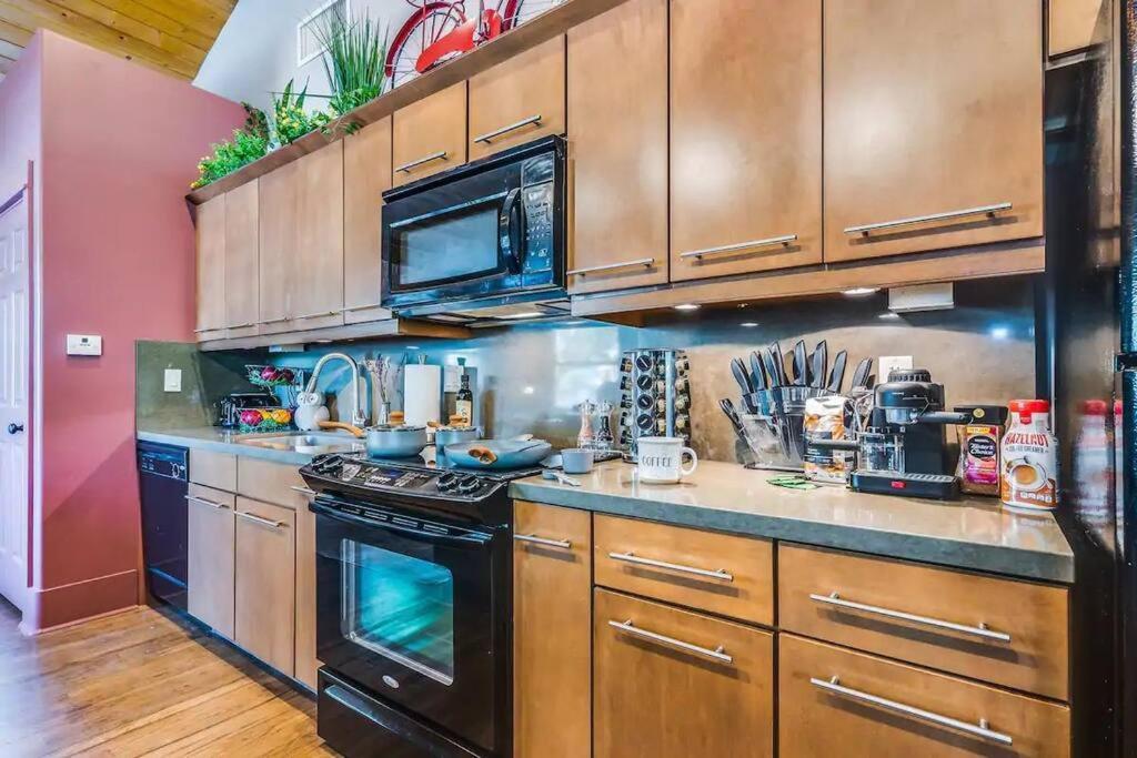 2Br Home W Parking Downtown Charm In Full Bloom! ツーソン エクステリア 写真