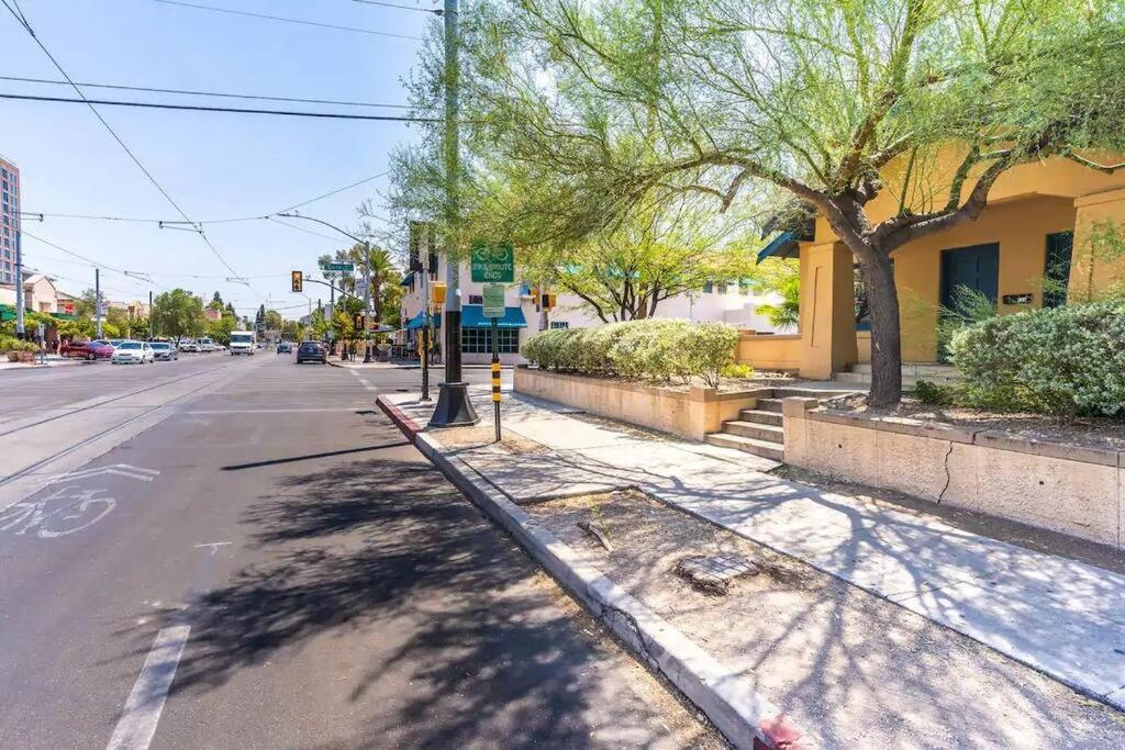 2Br Home W Parking Downtown Charm In Full Bloom! ツーソン エクステリア 写真